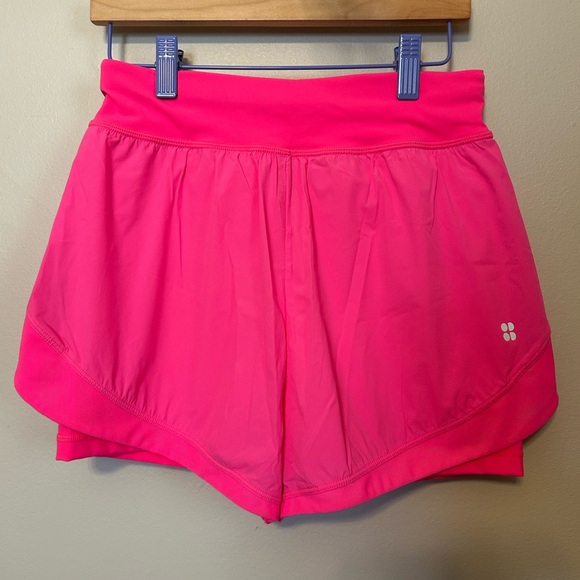 Sweaty Betty Pants - Sweaty Betty Hot Pink Athletic Shorts